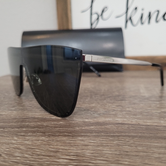 Saint Laurent SL 1-B MASK, Perfect Condition, Like New, UNISEX - Picture 3 of 9